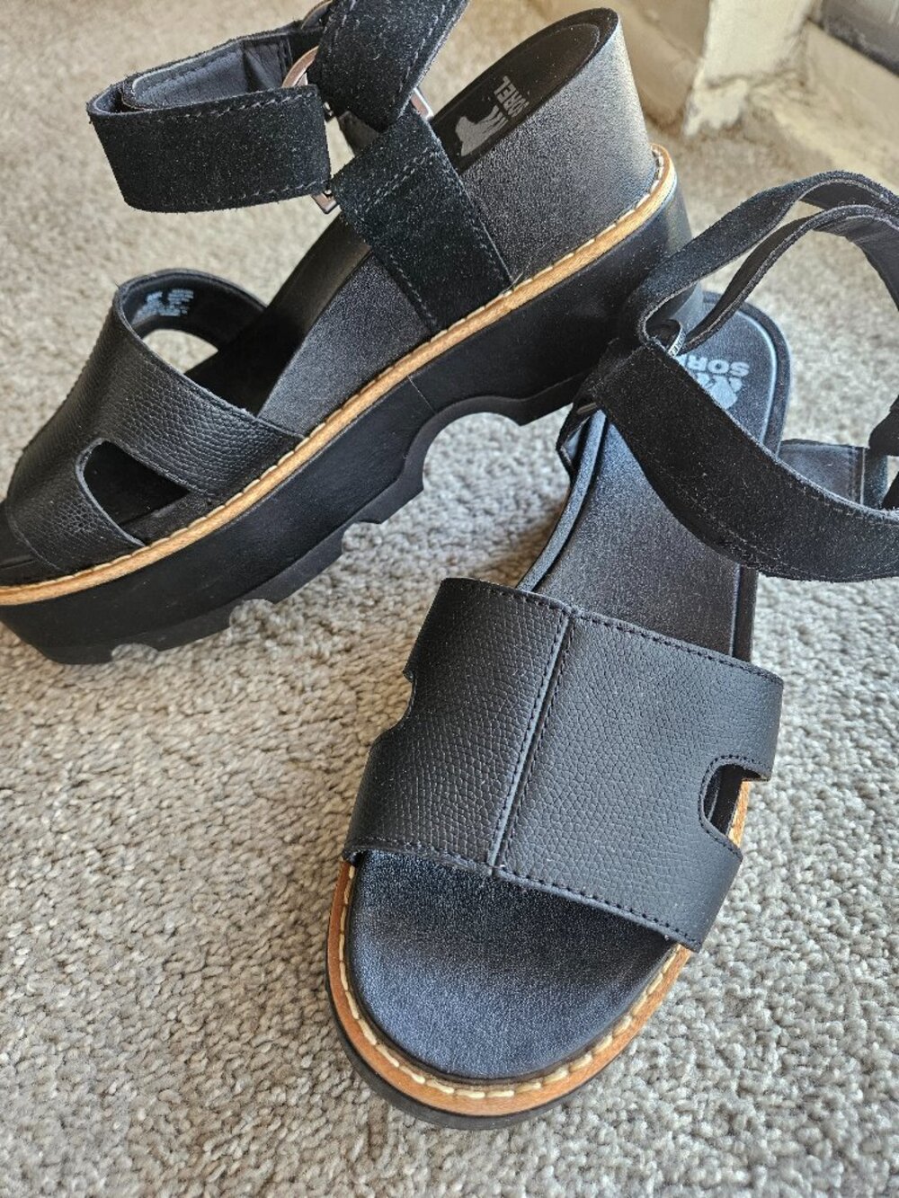 Sorel Joanie IV Ankle Strap (Y-Strap) Wedge Sandals Womens Size 7